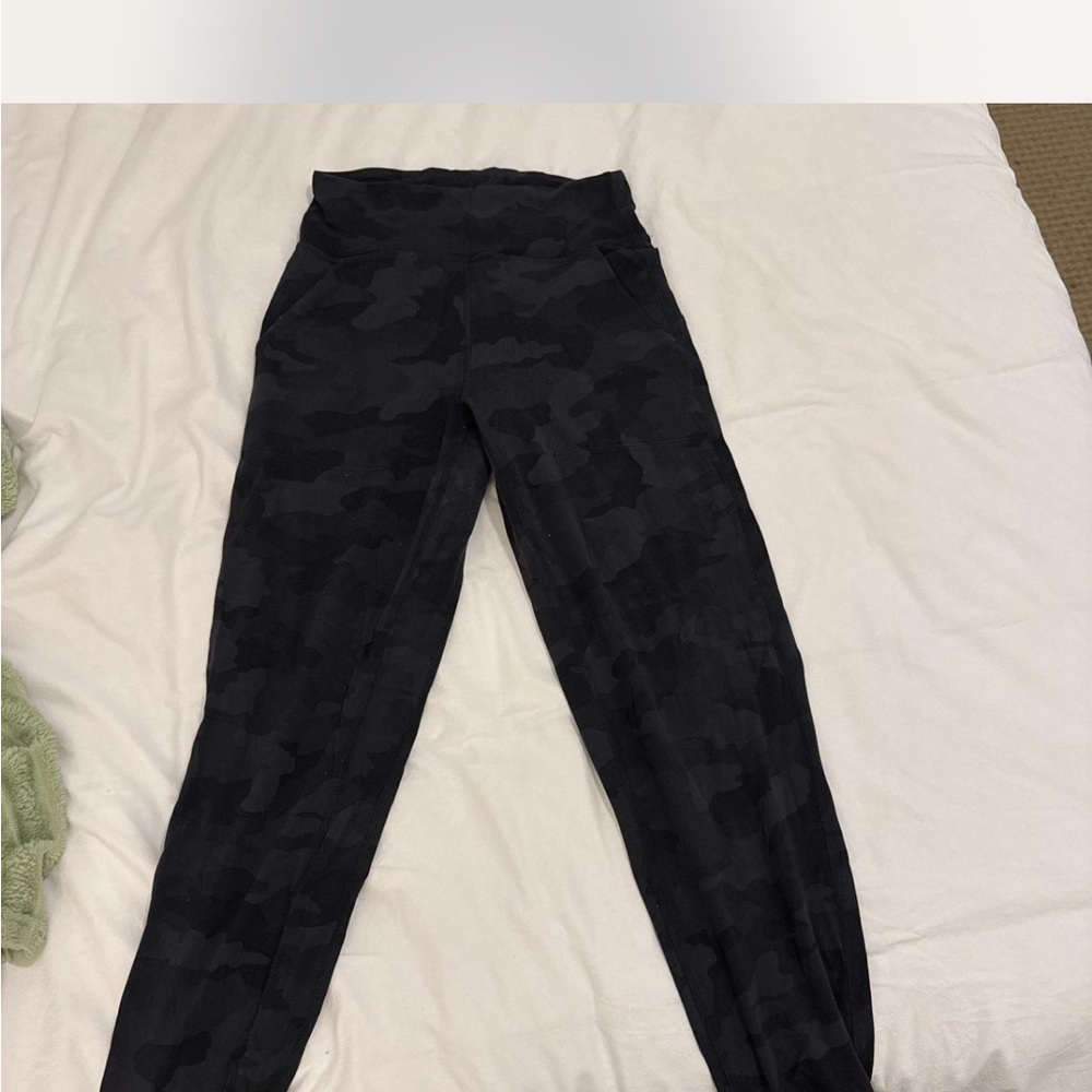 Lululemon Athletica align joggers